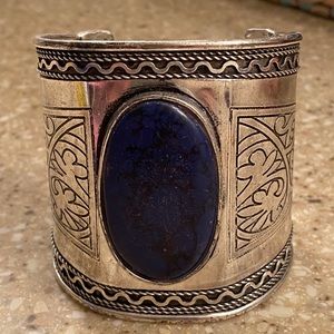 Adjustable bracelet w/ blue rock